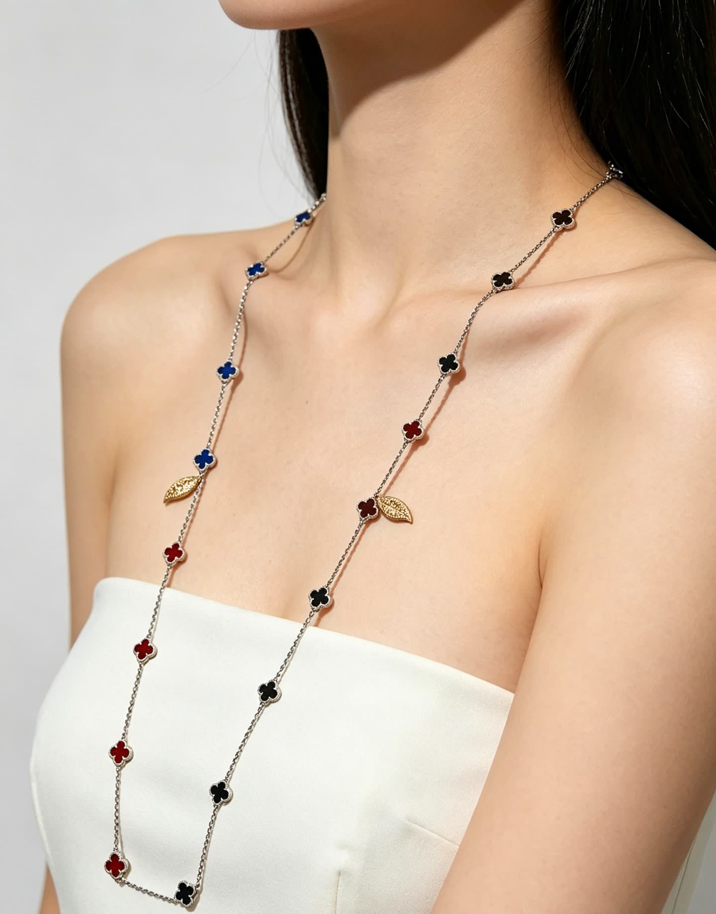 Van Cleef & Arpels Magic Alhambra Necklace
